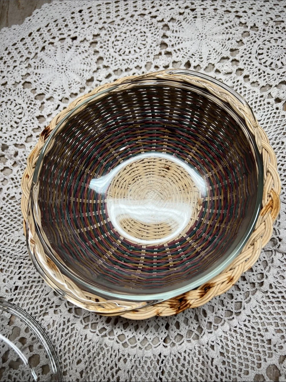 VINTAGE PYREX casserole dish with basket